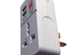 Electronics/Electrical Surge Protector 13A 3000watts Power + USB