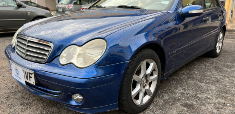 Mercedes Benz C180