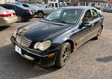 Mercedes Benz C350 2006